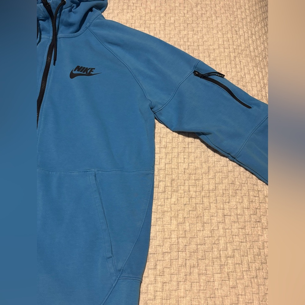 Nike Tech Blue Full Zip Jacket Size Medium - image 3